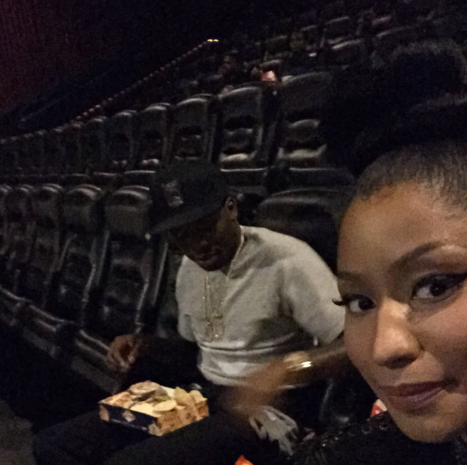 meek mills & Nicki Minaj rents out entire movie theatre _WESTPOPPN.COM