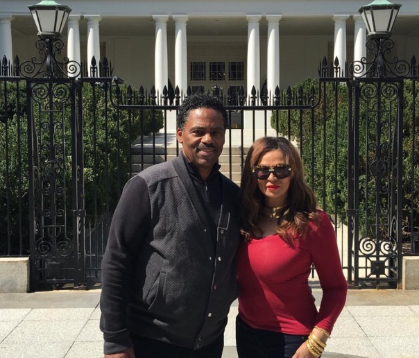 Beyoncé mom & hubby at the White House - Westpoppn.com