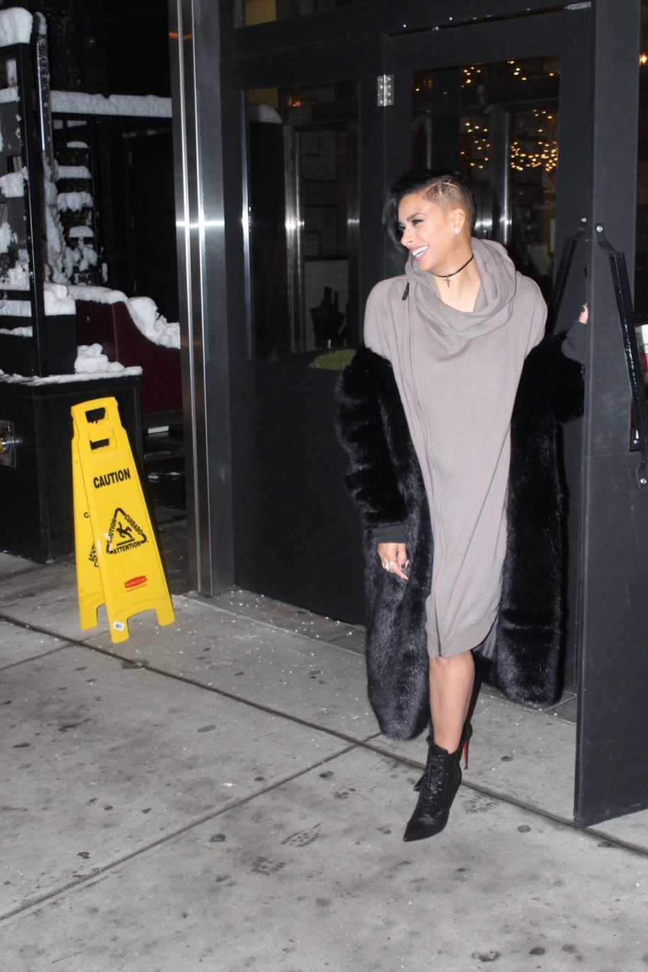 lauragovan-spotted-in-nyc-for-fashion-week-leaving-catch-restaurant2